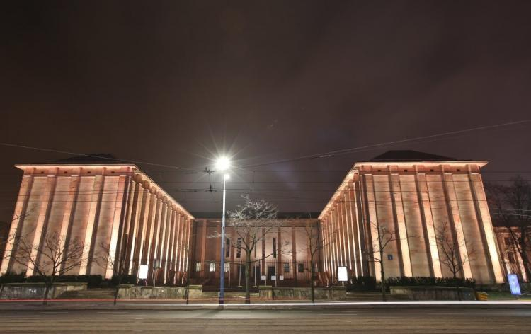 Gmach Muzeum Narodowego w Warszawie. Fot. PAP/R. Guz