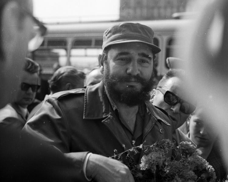 Fidel Castro z wizytą w Polsce. Kraków, Nowa Huta 08.06.1972. Fot. PAP/S. Gawliński