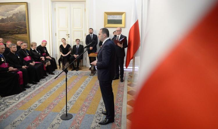 Szef Gabinetu Prezydenta RP Adam Kwiatkowski (C) wręczył odznaczenia państwowe w Belwederze w Warszawie. 10.11.2016. Fot. PAP/J. Turczyk