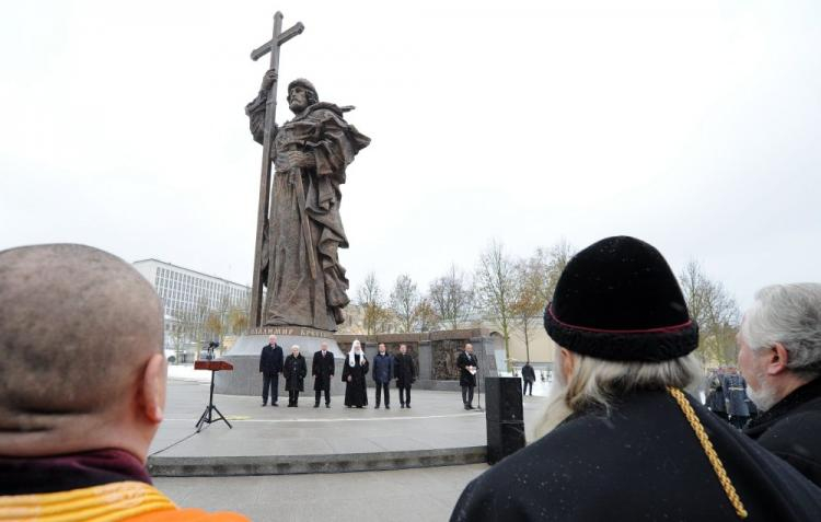 Odsłonięcie pomnika św. Włodzimierza w Moskwie. Fot. PAP/EPA