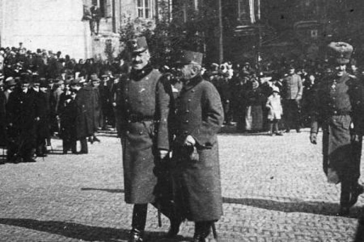 Gen. Stanisław Szeptycki i gen. Karl von Kuk przed katedrą w Lublinie po ogłoszeniu aktu 5 listopada 1916 r. Fot. CAW