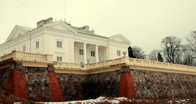 Pałac Tyszkiewiczów w Zatroczu. Źródło: MKiDN