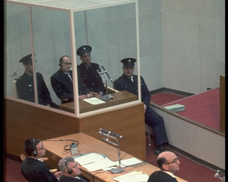 Proces Eichmanna w Jerozolimie. 1961 r. Fot. Israel National Photo Collection. Źródło: Wikimedia Commons