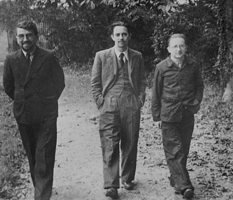 Od lewej: Henryk Zygalski, Jerzy Różycki i Marian Rejewski. Poznań, lata 30. XX w. Fot. PAP/Reprodukcja