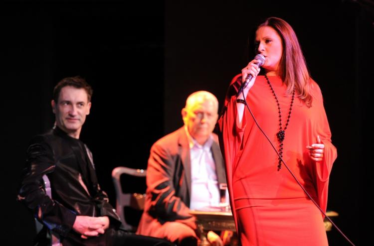 Agnieszka Wilczyńska, Wojciech Młynarski i  Janusz Szrom w Teatrze Ateneum,  2011 r. Fot. PAP/G. Jakubowski