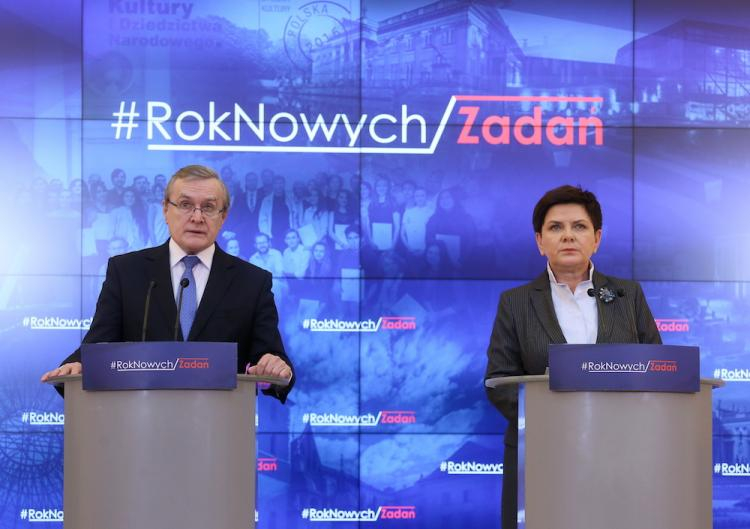 Premier Beata Szydło i wicepremier, minister kultury i dziedzictwa narodowego Piotr Gliński. Fot. PAP/P. Supernak