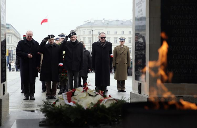 Uroczystości przy Grobie Nieznanego Żołnierza. Fot. PAP/T. Gzell