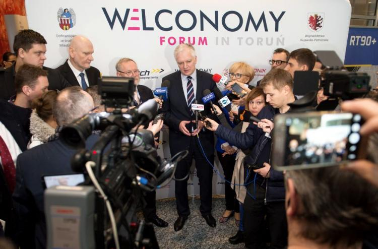 Wicepremier, minister nauki i szkolnictwa wyższego Jarosław Gowin podczas Forum Gospodarczego "Welconomy Forum in Torun". Fot. PAP/T. Żmijewski