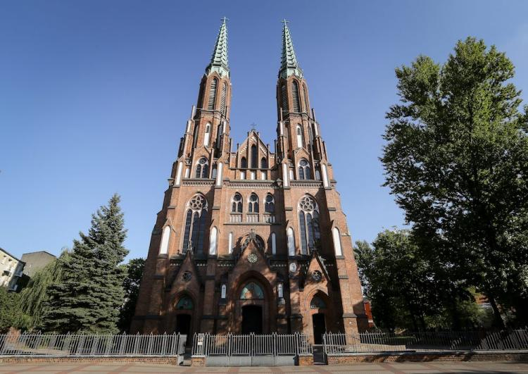 Katedra diecezji warszawsko-praskiej - bazylika św. Michała i św. Floriana w Warszawie. Fot. PAP/P. Supernak