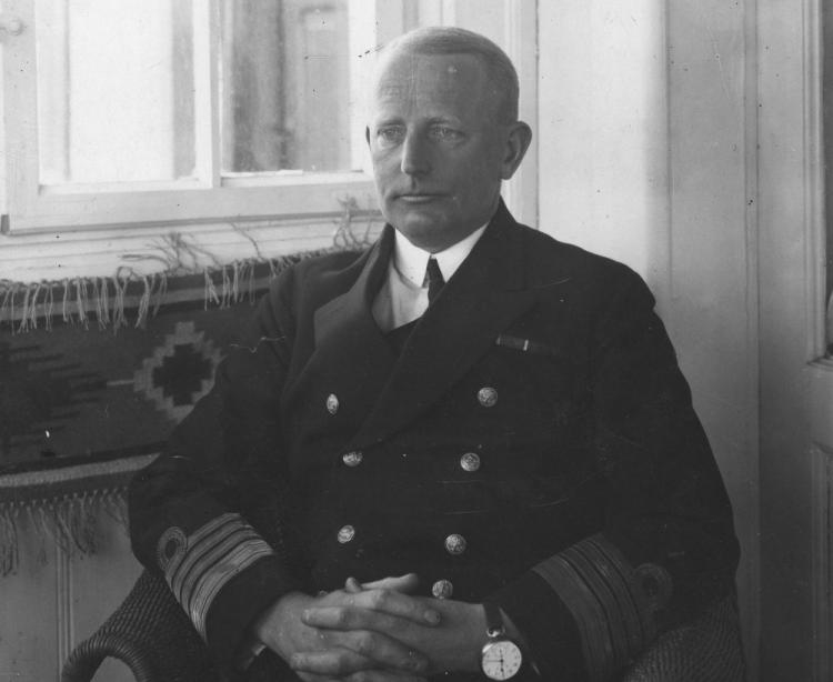 Dowódca polskiej floty wojennej komandor Józef Unrug. 1928 r. Fot. NAC