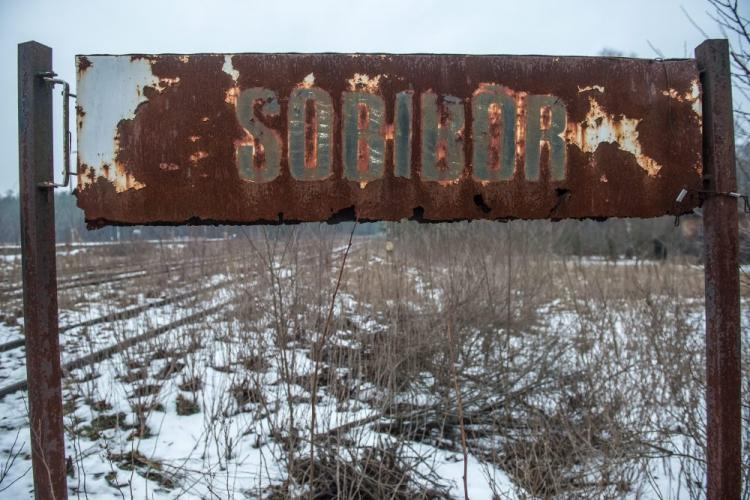 Sobibór, 27.01.2016. Muzeum Byłego Obozu Zagłady w Sobiborze, Oddział Państwowego Muzeum na Majdanku. Obóz zagłady w Sobiborze powstał na przełomie kwietnia i maja 1942 roku, jako drugi, po Bełżcu, ośrodek eksterminacji Żydów w ramach „Akcji Reinhardt”. PAP/Wojciech Pacewicz