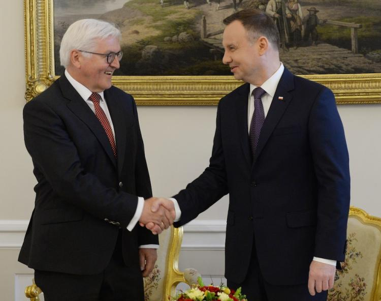 Prezydenci Polski i Niemiec - Andrzej Duda (P) oraz Frank-Walter Steinmeier (L) podczas spotkania w Pałacu Prezydenckim w Warszawie. Fot. PAP/J. Turczyk