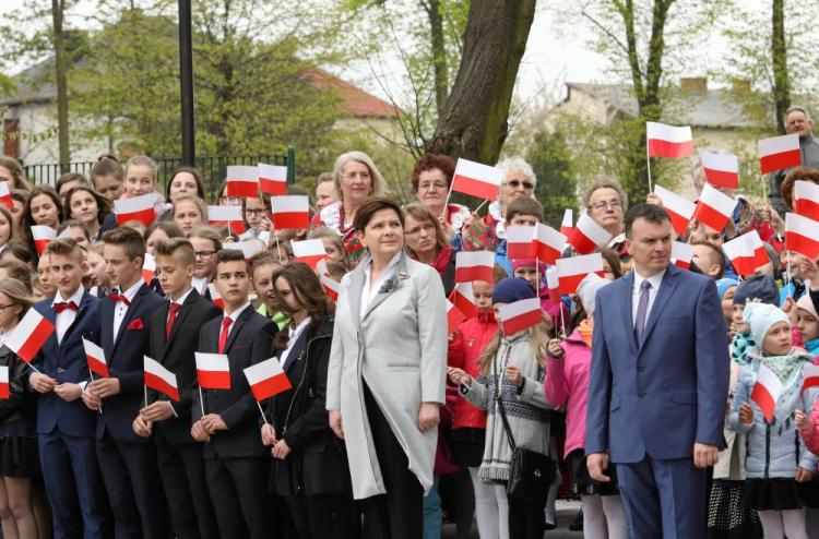 Premier Beata Szydło w Ryczowie. Fot. PAP/S. Rozpędzik