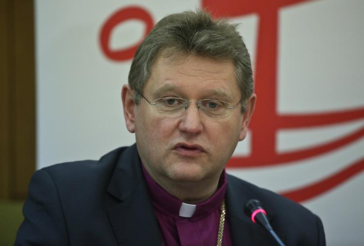 Biskup Jerzy Samiec, zwierzchnik polskich luteran. Fot. PAP/R. Guz