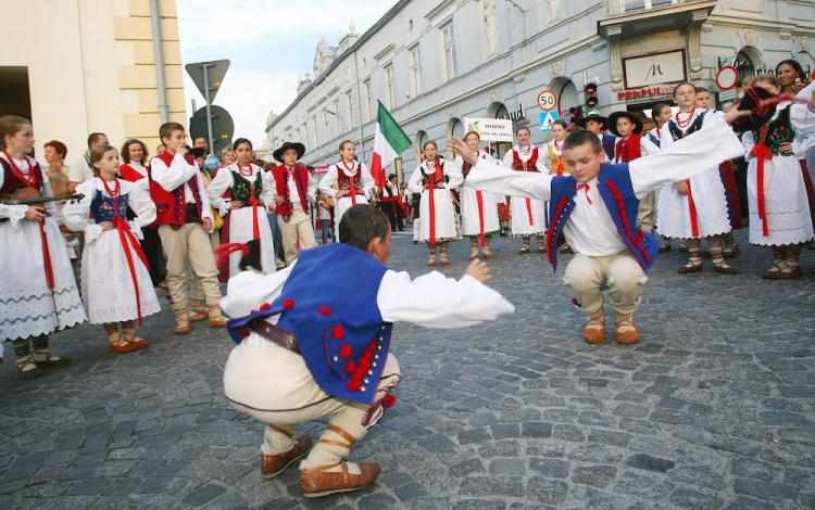 Międzynarodowy Festiwal Dziecięcych Zespołów Regionalnych "Święto Dzieci Gór" w Nowym Sączu. Fot. PAP/G. Momot