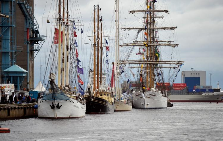 Zaglowce w porcie Halmstad rozpoczynające kilkutygodniowe regaty The Tall Ships Races 2017, które zakończą się na początku sierpnia w Szczecinie. Halmstad, Szwecja, 30.06.2017.  PAP/M. Bielecki 