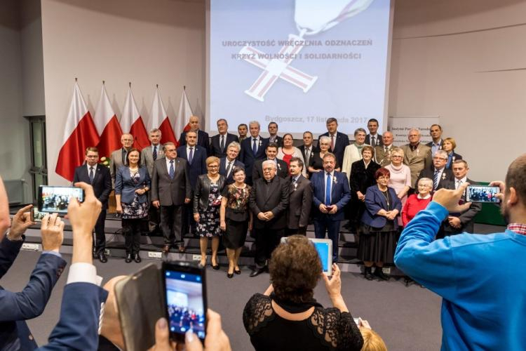 Uroczystość wręczenia Krzyży Wolności i Solidarności w Bydgoszczy. Fot. PAP/T. Żmijewski