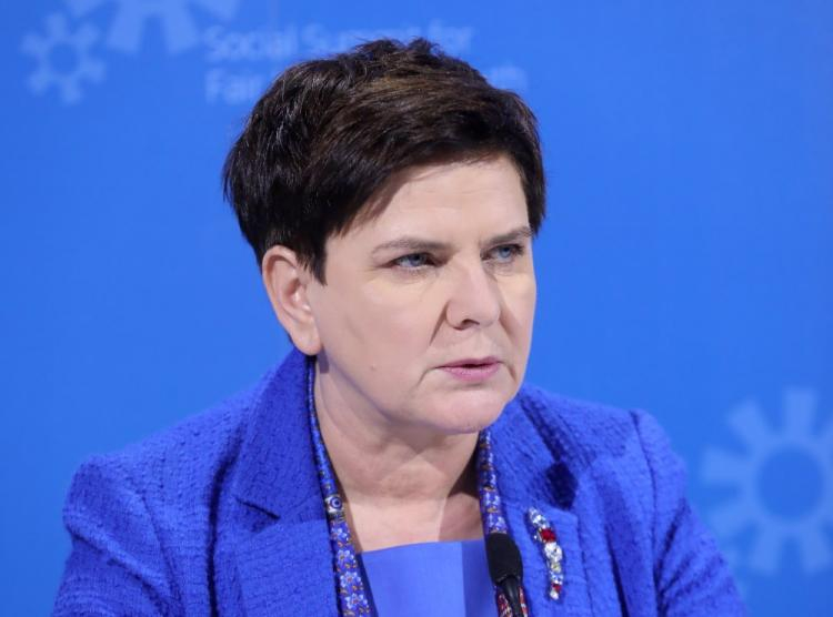 Premier Beata Szydło podczas konferencji prasowej po spotkaniu Europejskiego Szczytu Społecznego w Goeteborgu. Fot. PAP/R. Guz