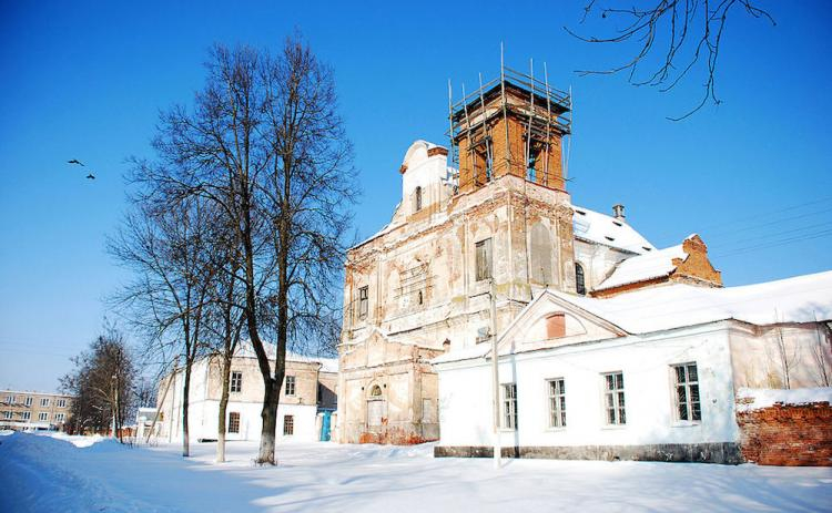 Kościół św. Michała Archanioła w Mścisławiu na Białorusi. Źródło: Wikimedia Commons