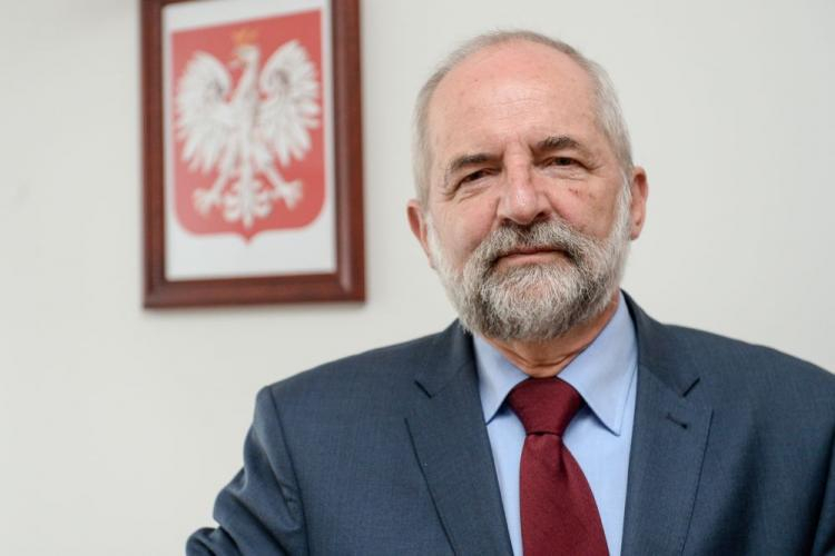 Członek Rady Mediów Narodowych Juliusz Braun. Fot. PAP/M. Obara