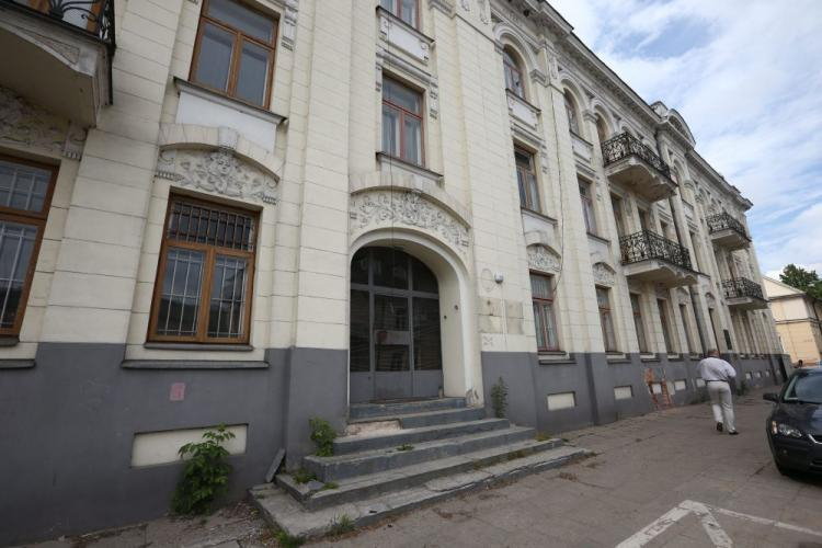  Budynek dawnej katowni gestapo, NKWD i UB w Płocku. Fot. PAP/M. Bednarski