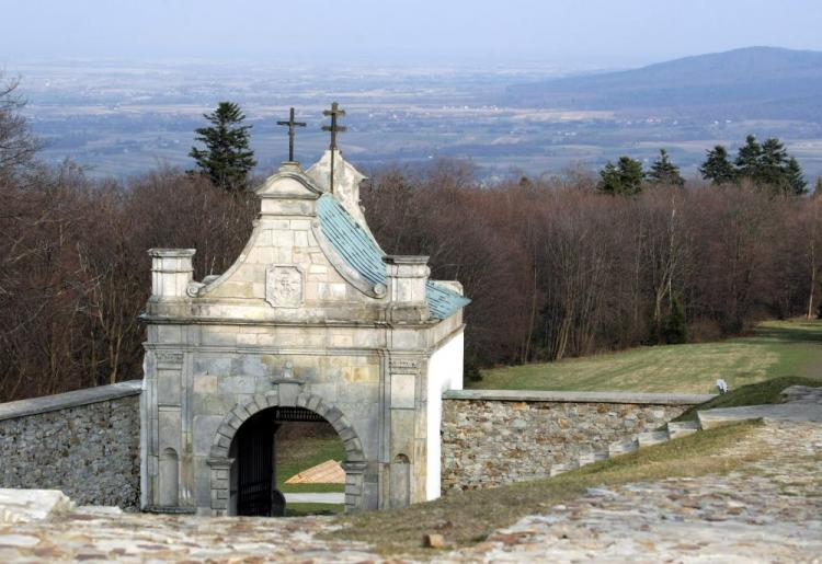 Klasztor na Świętym Krzyżu. Fot. PAP/P. Polak 