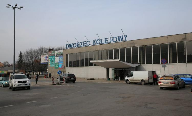 Dworzec kolejowy PKP Olsztyn Główny. Fot. PAP/T. Waszczuk