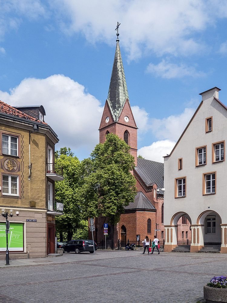 Kościół ewangelicko-augsburski p.w. Chrystusa Zbawiciela w Olsztynie. Fot. PAP/J. Ochoński