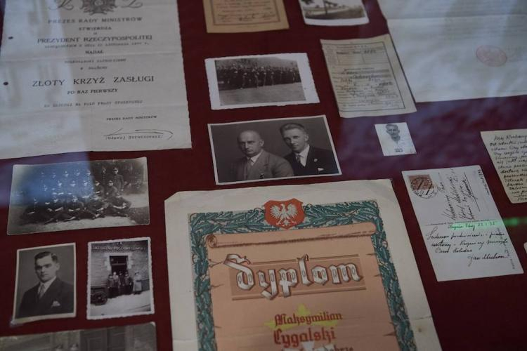 Pamiątki po obrońcach Poczty Polskiej zaprezentowane na wystawie w Muzeum Poczty Polskiej w Gdańsku, 22 bm. Fot. PAP/A. Warżawa