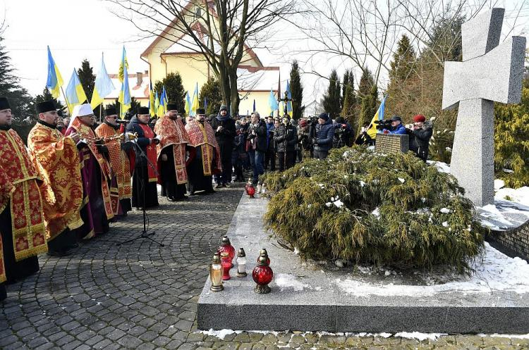 Uroczystości 73. rocznicy rozstrzelania Ukraińców przez polskie podziemie w Pawłokomie. Fot. PAP/D. Delmanowicz