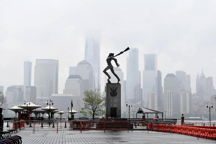 Pomnik Katyński w Jersey City. Fot. PAP/R. Pietruszka