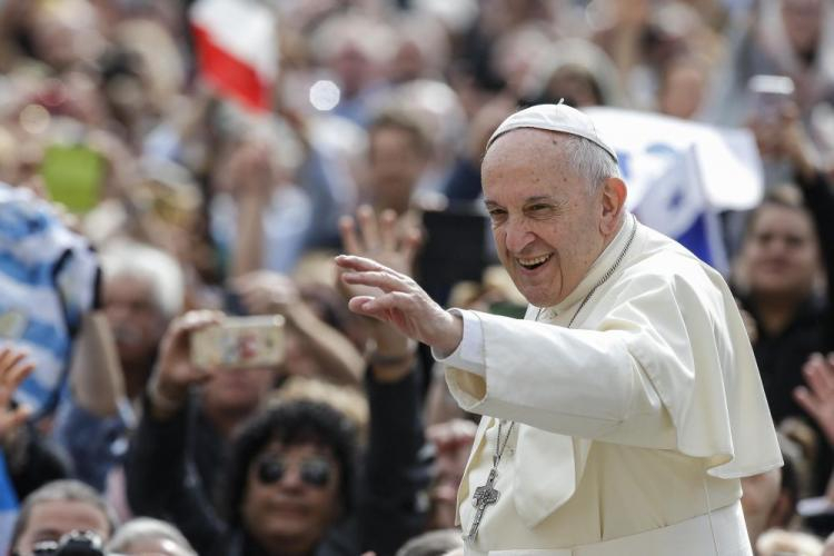 Papież Franciszek podczas audiencji 2 maja. Fot. PAP/EPA