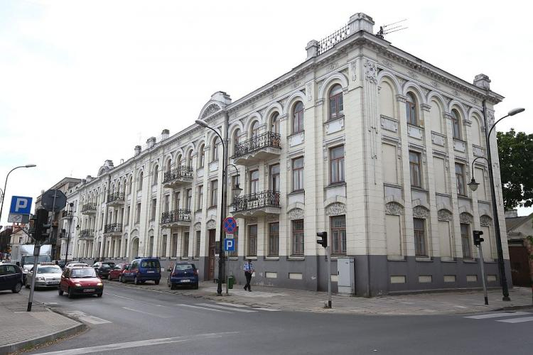 Budynek dawnej katowni gestapo, NKWD i UB w Płocku. Fot. PAP/M. Bednarski