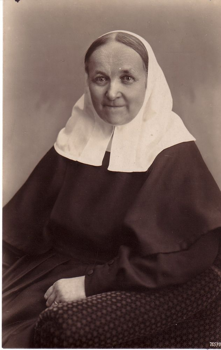 Matka Ewa - Ewa von Tiele-Winckler. Źródło: Wikimedia Commons