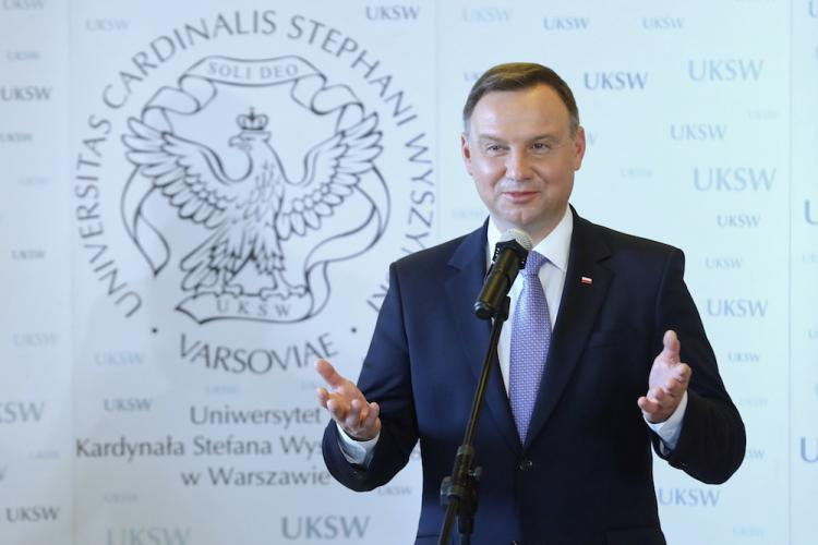 Prezydent Andrzej Duda podpisał ustawę z dnia 15 czerwca 2018 r. o zmianie ustawy o utworzeniu Uniwersytetu Kardynała Stefana Wyszyńskiego. Fot. PAP/R. Guz