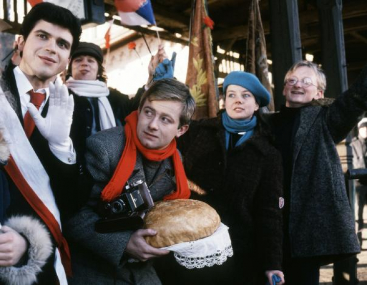 Kadr z filmu "Marcowe migdały", reż. Radosław Piwowarski, 1989. Źródło: FPFF