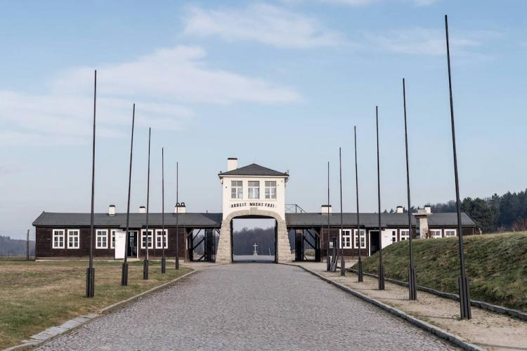 Dawny niemiecki obóz koncentracyjny w Gross-Rosen (obecnie Rogoźnica), 11 bm. Fot. PAP/M. Kulczyński