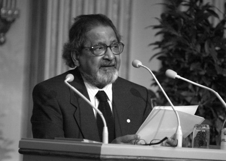 V.S. Naipaul. Fot. PAP/EPA