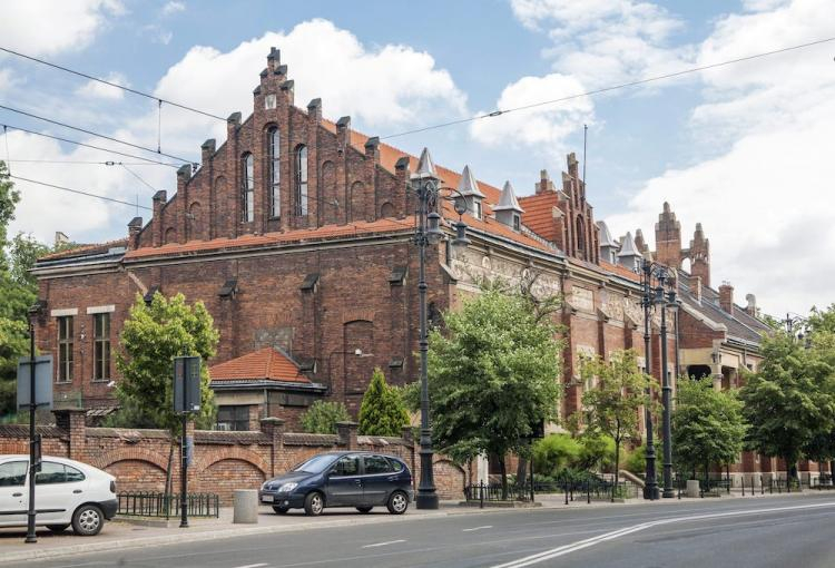 Gmach PTG Sokół, ulica Marszałka Józefa Piłsudskiego w Krakowie Fot. PAP/J. Ochoński