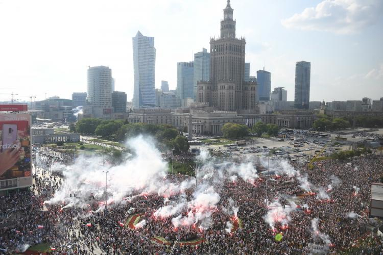 Warszawiacy Oddali Hold Powstancom W Godzine W Na Rondzie Dmowskiego Dzieje Pl Historia Polski