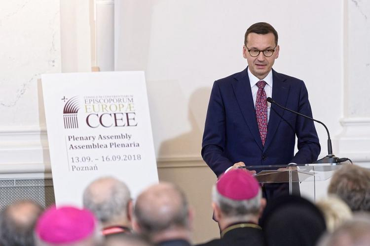 Premier Mateusz Morawiecki przemawia podczas sesji otwierającej obrady Zebrania Plenarnego Rady Konferencji Episkopatów Europy w Poznaniu. Fot. PAP/J. Kaczmarczyk