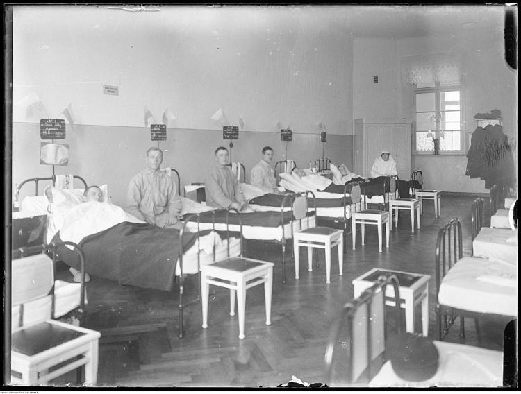 Szpital Ujazdowski. 1925 r. Fot. NAC