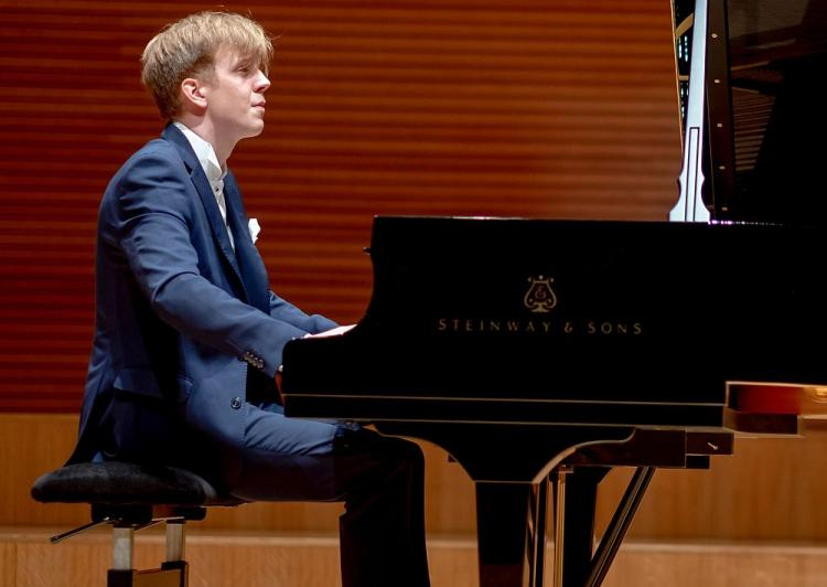 Tymoteusz Bies - najlepszy pianista I Międzynarodowego Konkursu Muzycznego im. K. Szymanowskiego - podczas przesłuchań do konkursu. Katowice, 10.09.2018. Fot. PAP/A. Grygiel