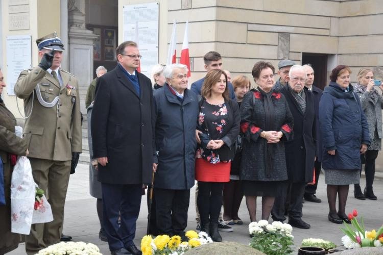 Warszawa, 10 11 2018. Wspólna modlitwa w intencji Jubilata kpt. Stanisława Michnowskiego, „Równolatka Niepodległej”, w kościele św. St. Kostki na Żoliborzu. Źródło: UdsKiOR