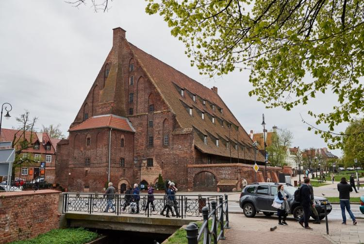 Gdańsk, 07.05.2017. Widok na Wielki Młyn. Fot. PAP/A. Warżawa