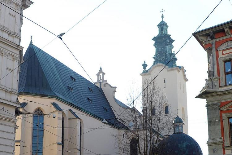 Bazylika archikatedralna pw. Wniebowzięcia Najświętszej Marii Panny we Lwowie. Fot. PAP/D. Delmanowicz