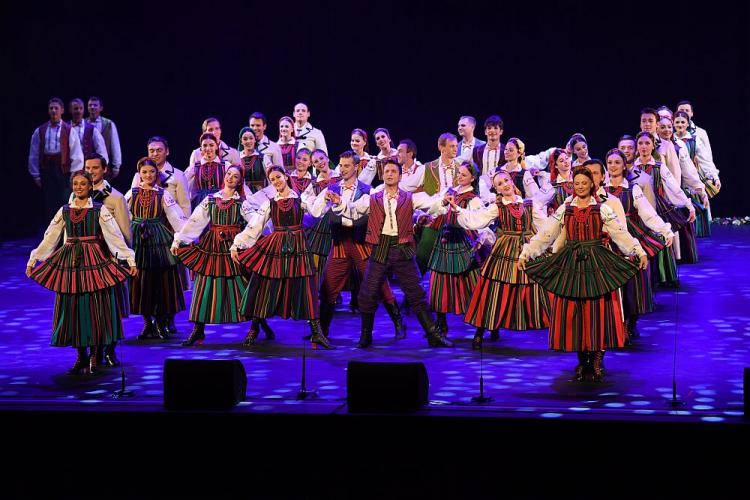 Państwowy Zespół Ludowy Pieśni i Tańca „Mazowsze” im. Tadeusza Sygietyńskiego. Fot. PAP/W. Pacewicz 