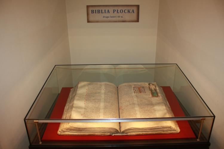 Biblia płocka. Źródło: Muzeum Diecezjalne w Płocku im. bł. abpa Antoniego Juliana Nowowiejskiego