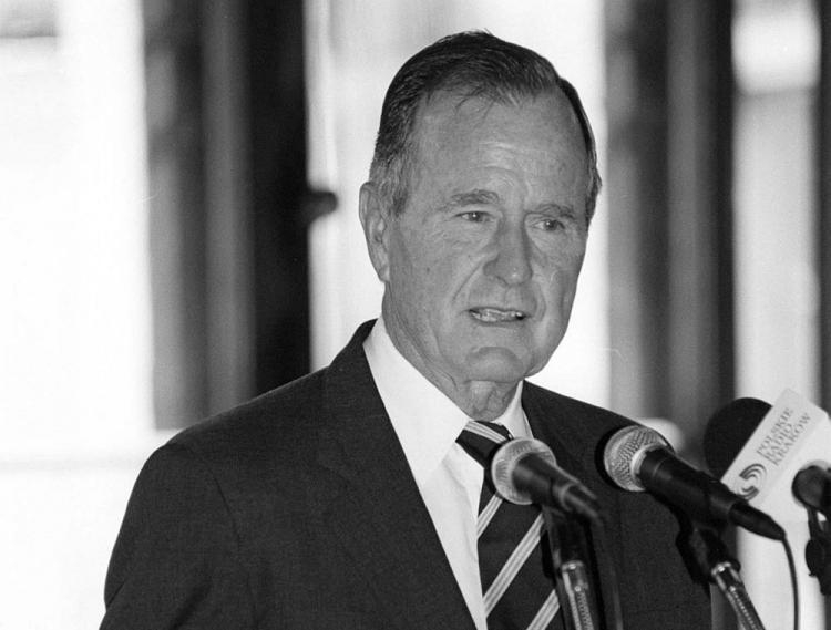 George H.W. Bush. Fot. PAP/J. Bednarczyk