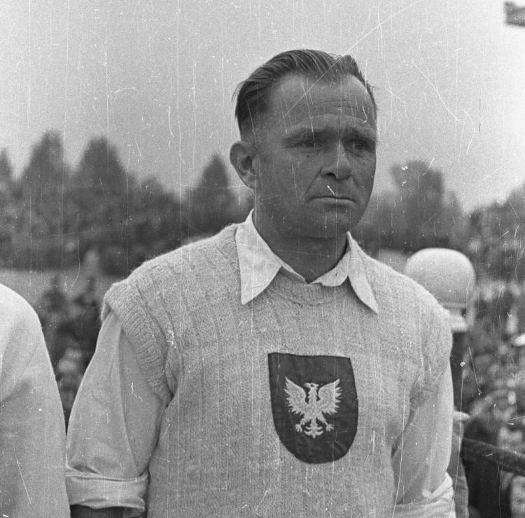Feliks Stamm przed meczem bokserskim Polska-ZSRR.  Warszawa, 1947-10-12.  Fot. CAF/PAP